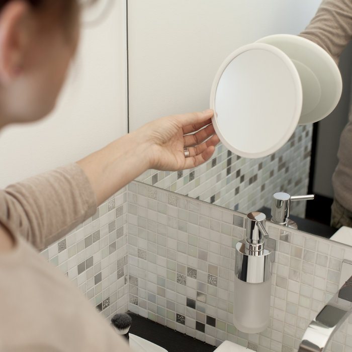 Bosign Air 5x Magnifying Make-Up Mirror with Magnetic Mount – Large, White – image 7