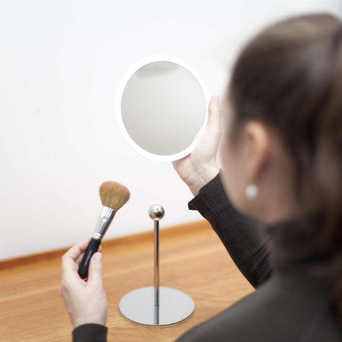 Bosign Air 10x Magnifying Mirror with Detachable Stand – White – image 9