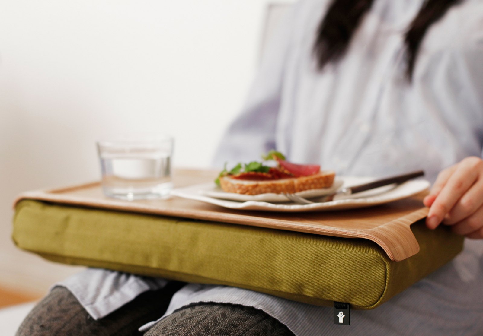 Bosign Mini Cushioned Lap Tray – Natural Wood with Olive Cushion – image 7