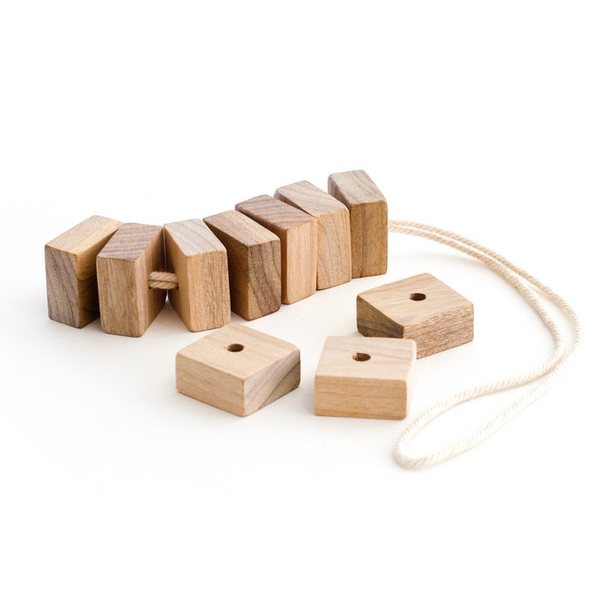 Bosign Cedar Wood Blocks on String, Set of 10 – Natural Moth Repellent