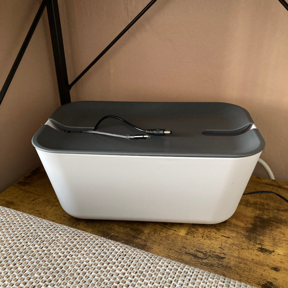 Bosign Hideaway Cable Management Box, Medium – White with Grey Lid – image 8