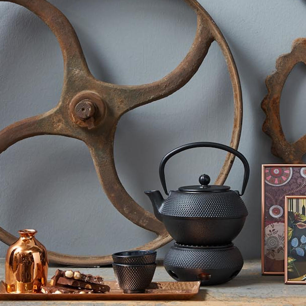 Bredemeijer Jang Cast Iron Teapot 1.1L – Black with Mesh Filter – image 2