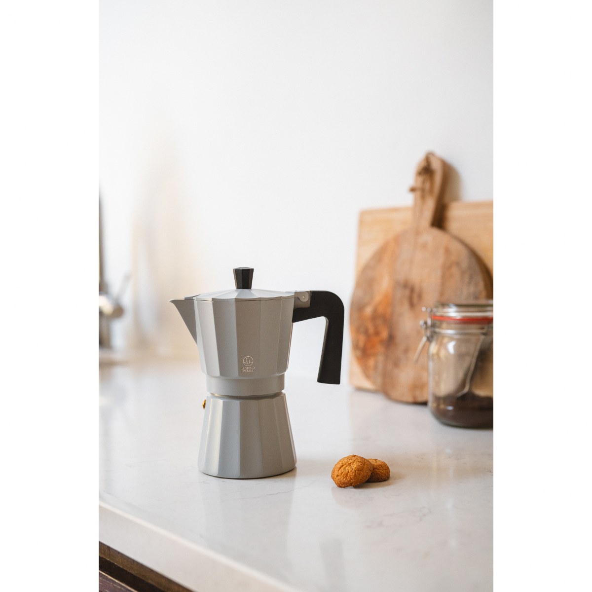 Leopold Vienna Moshi Recycled Aluminium Stovetop Espresso Maker, 6 Cup – Grey – image 7