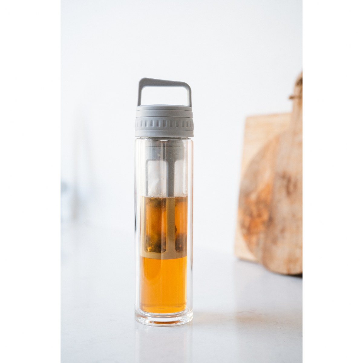 Leopold Vienna Moshi Glass Cold Brew Infuser Bottle 600ml – Mint – image 6