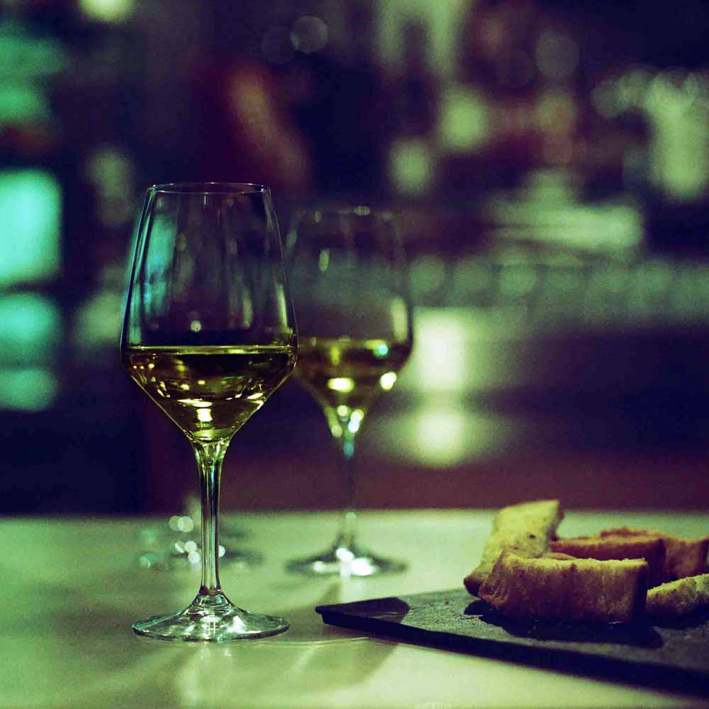 Italesse Bora Laser-Cut Rim Wine Glasses 500ml, Set of 6 – image 6