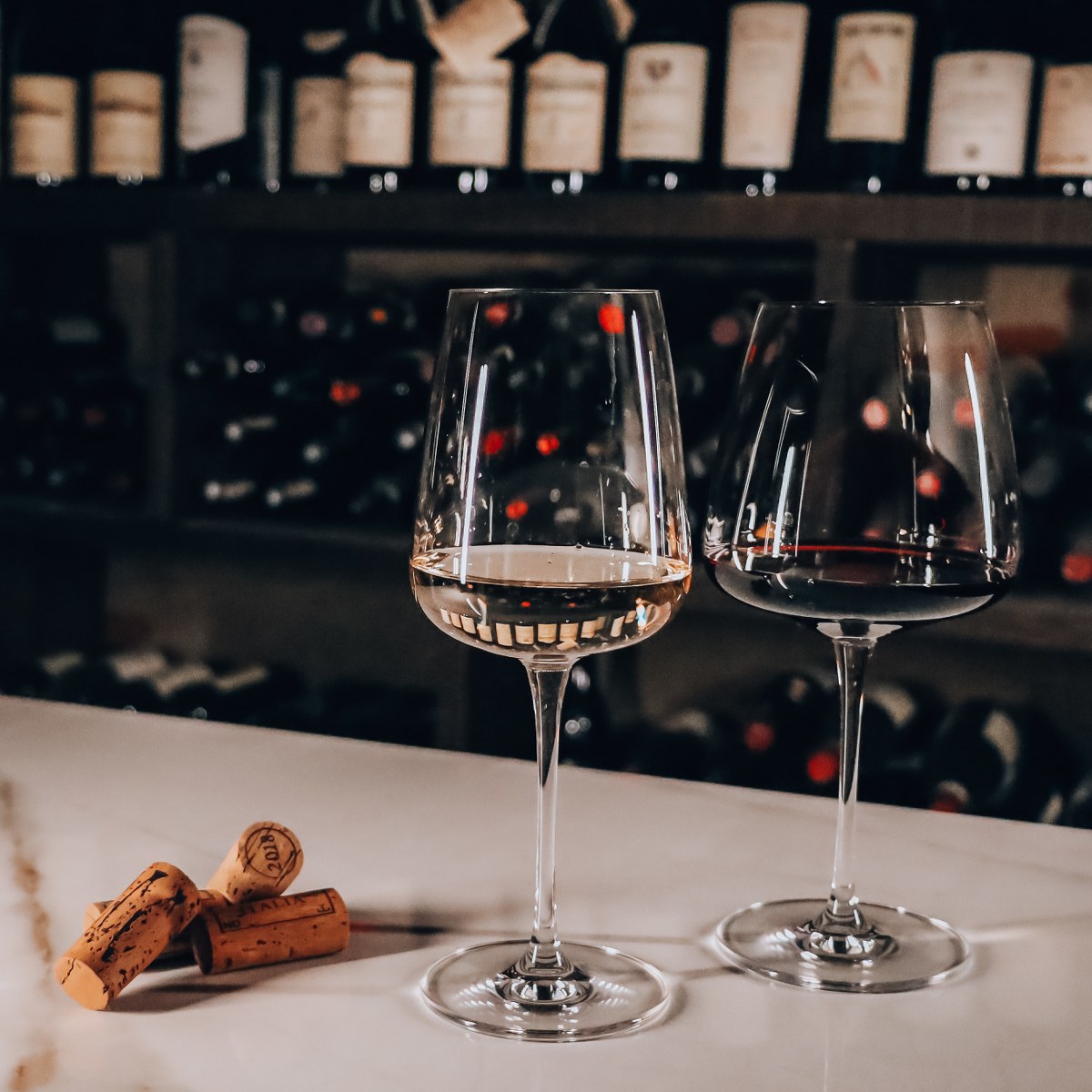 Italesse Audace Nero Red Wine Glasses 600ml, Set of 6 – image 4