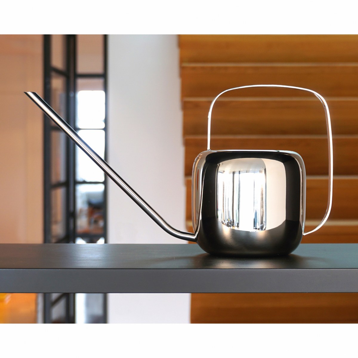 Philippi Agnes 1.2L Mirror-Polished Stainless Steel Watering Can – image 2
