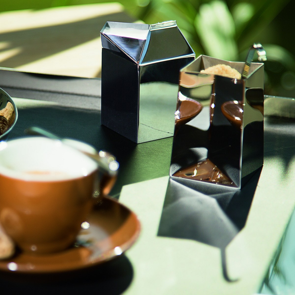 Philippi Butler Hand-Polished Milk & Sugar Set – image 3