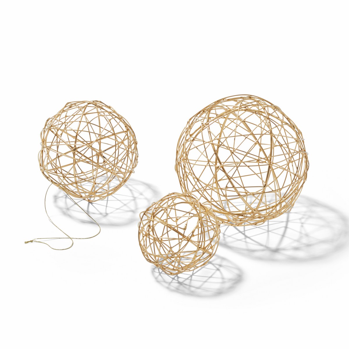Philippi Cloud Handmade Gold Wire Ball Bauble – Medium – image 2