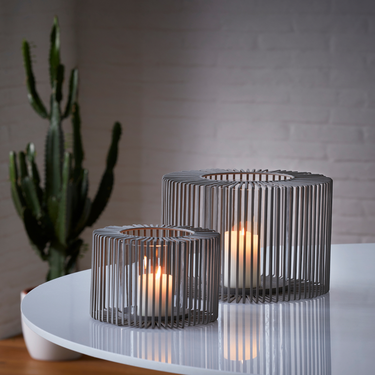 Philippi Oslo Outdoor Steel & Glass Lantern – Large – image 3