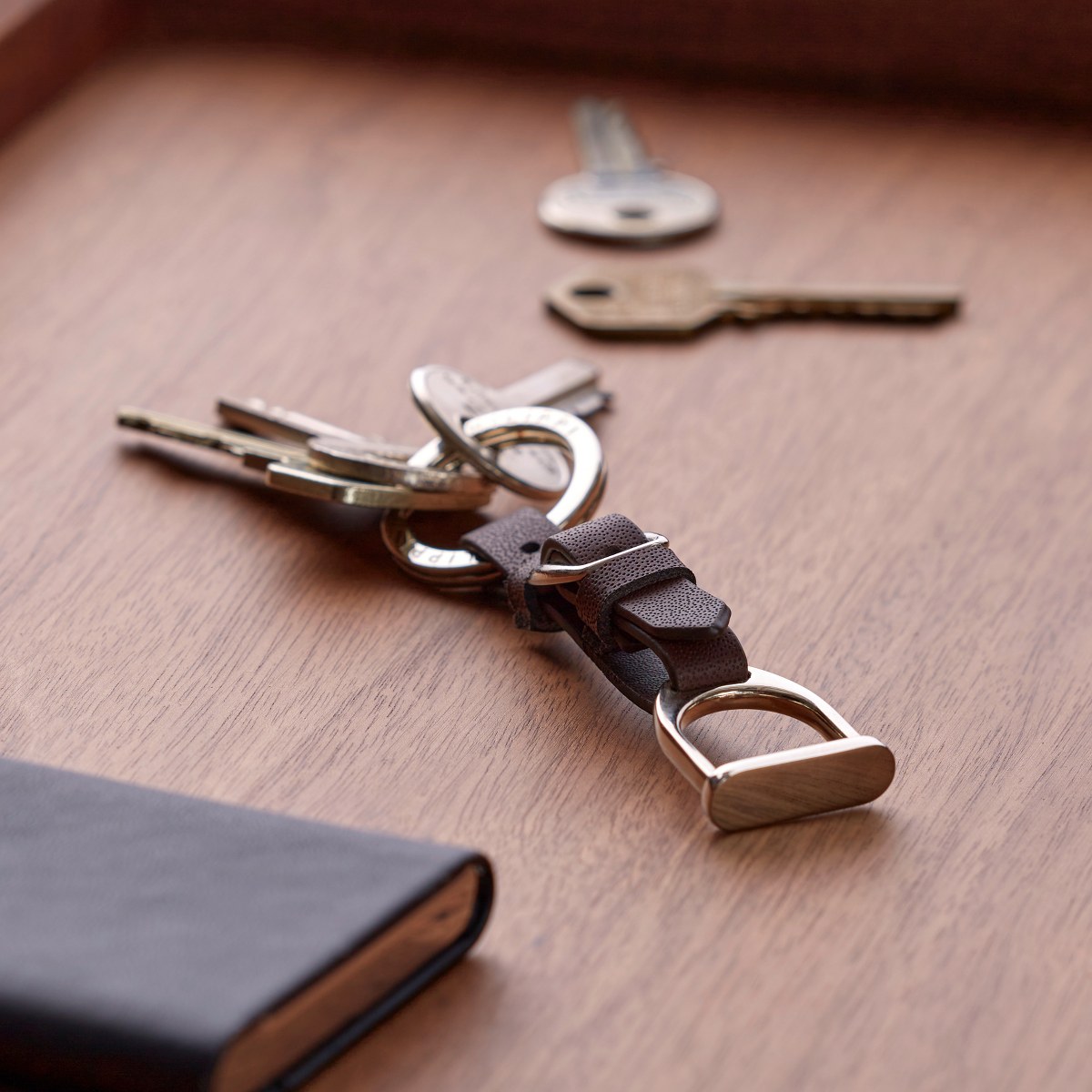 Philippi Derby Leather & Polished Nickel Horseshoe Keyring – image 2