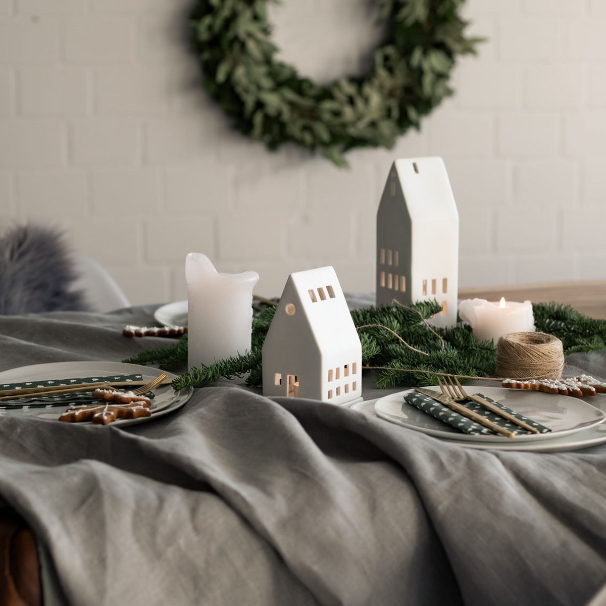 Räder Classic Porcelain Tealight House – Small – image 2