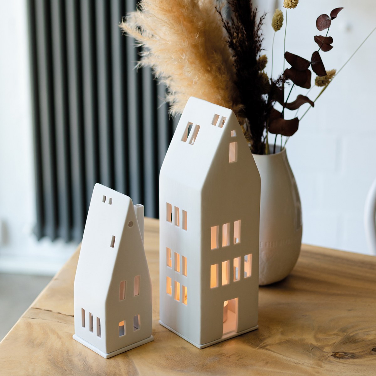 Räder Tall Pitched-Roof Porcelain Tealight House 20cm – image 3