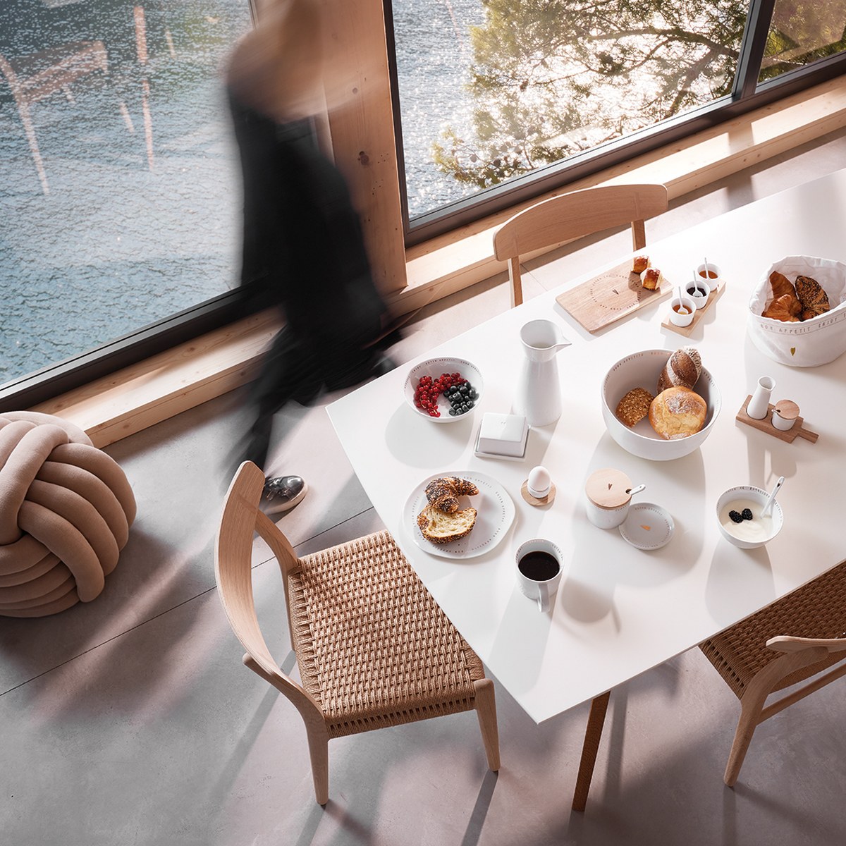 Räder Porcelain Butter Dish with Heart Decals – image 4