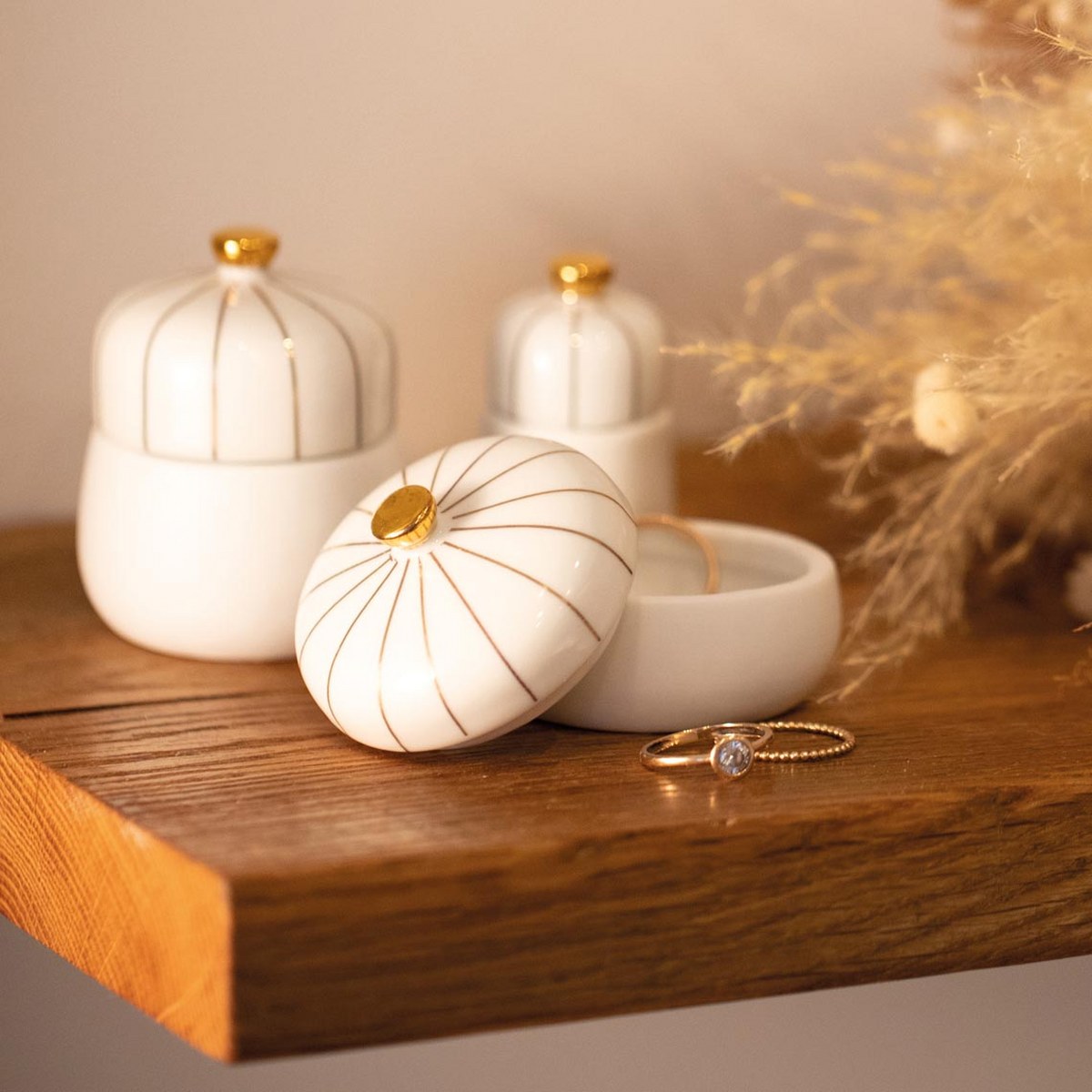 Räder Lidded Porcelain Trinket Pots with Gold Detail, Set of 3 – image 2