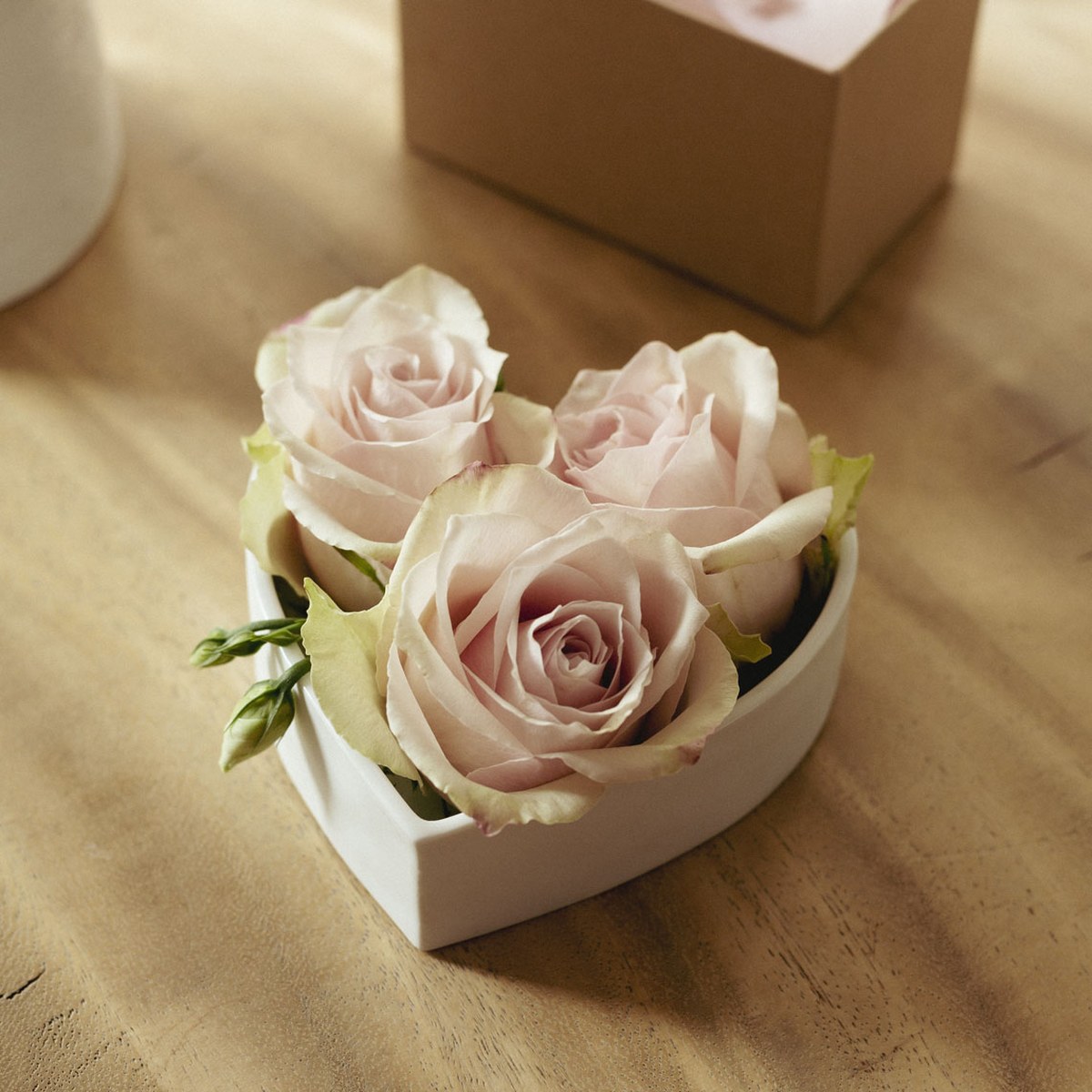 Räder Heart-Shaped Porcelain Trinket Bowl – image 4
