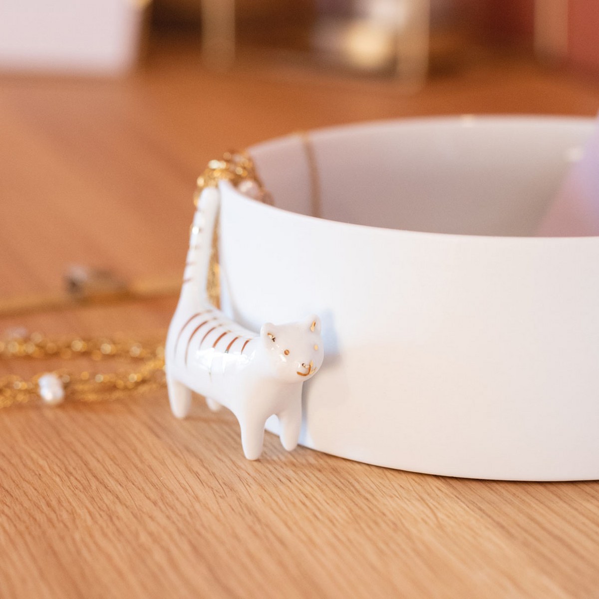 Räder Porcelain Trinket Bowl with Gold-Detailed Cat – image 2