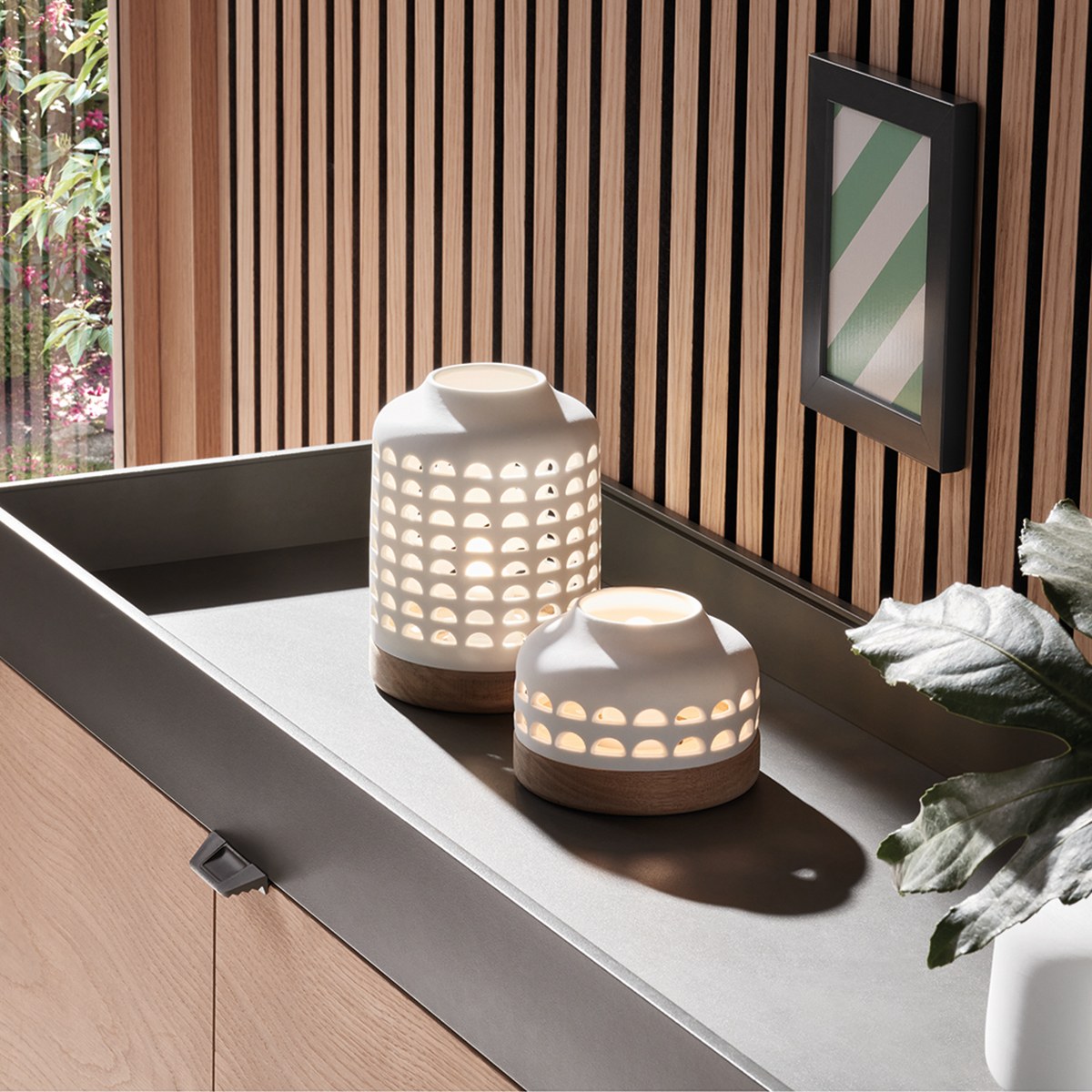Räder Openwork Porcelain Lantern with Acacia Base – Large – image 2