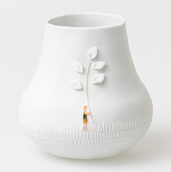 Räder Picture Story Porcelain Vase – Meadow