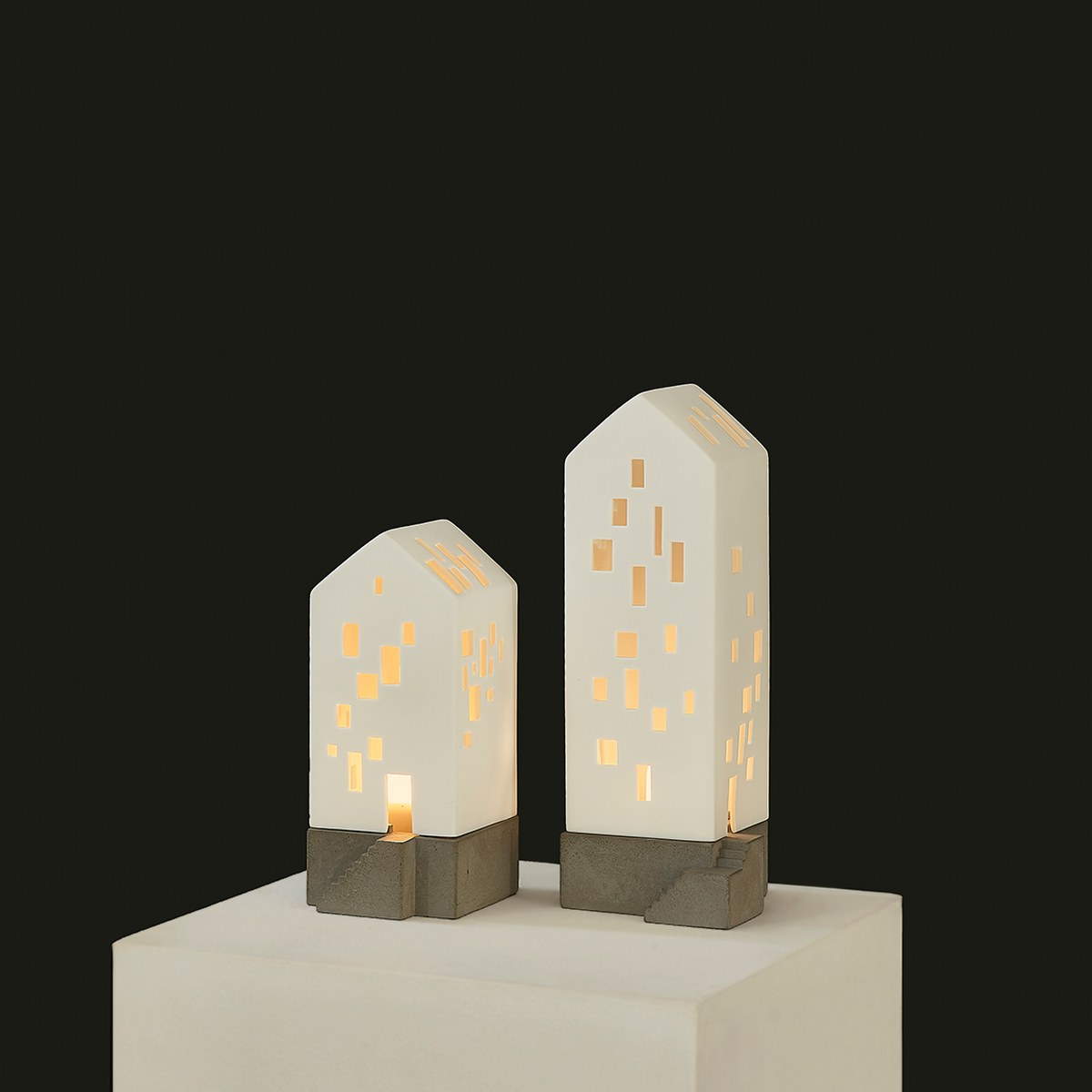 Räder Lighthouse Tall Apartment Porcelain Tealight Holder – Grey Base – image 2