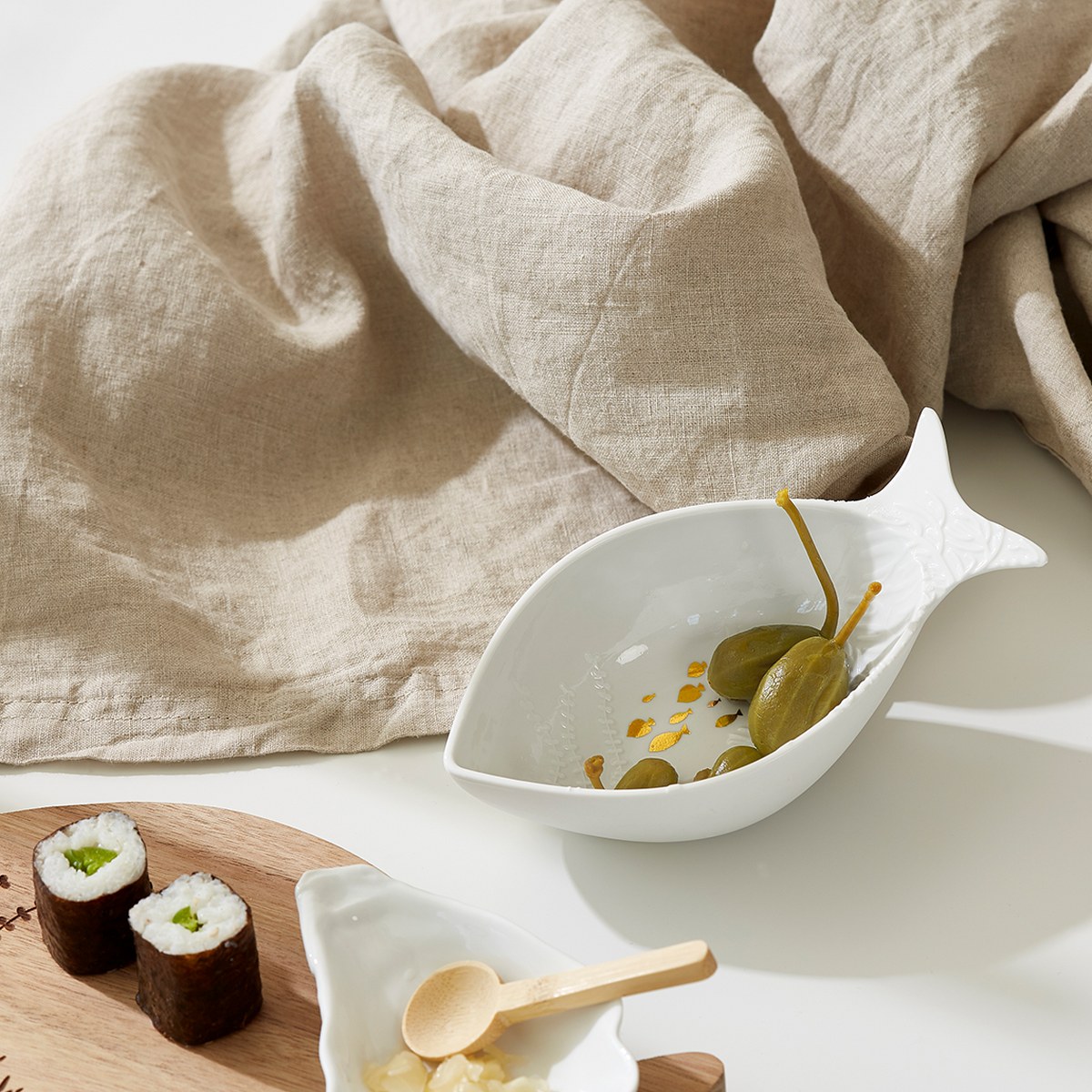 Räder Fish-Shaped Coral Porcelain Snack Bowl – image 3
