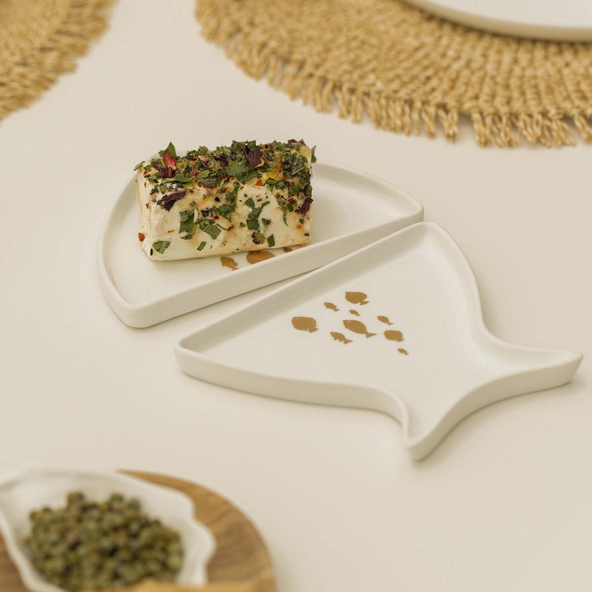 Räder Two-Piece Fish Coral Porcelain Serving Dish – image 3