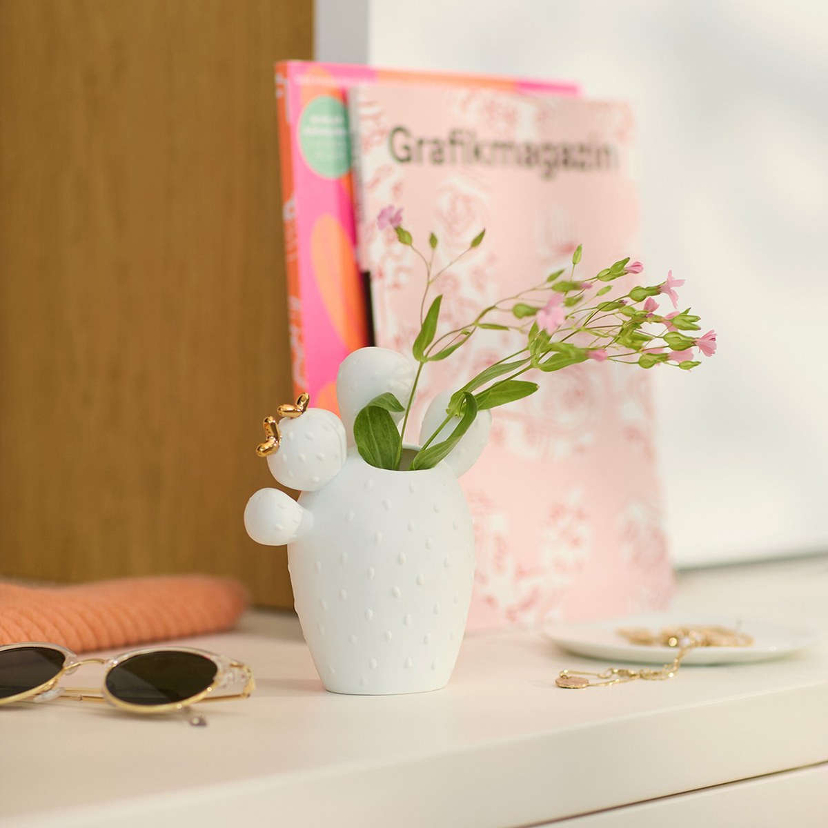 Räder Prickly Pear Cactus Porcelain Vase – Mini – image 2