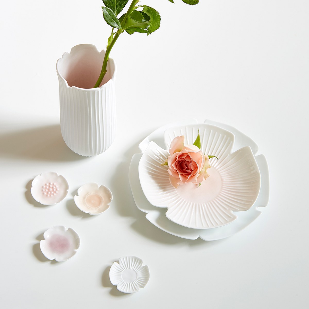 Räder Blooming Life Lily Porcelain Plate – Small – image 3