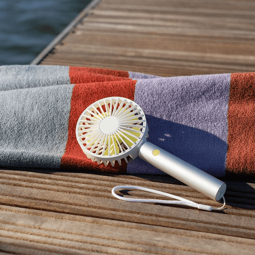 Remember Flow Rechargeable Handheld & Desk Fan – Silver – image 6