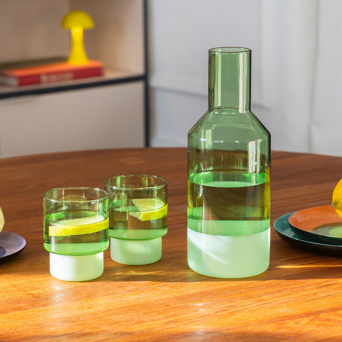 Remember Jill Borosilicate Glass Water Carafe 1L – Green – image 2