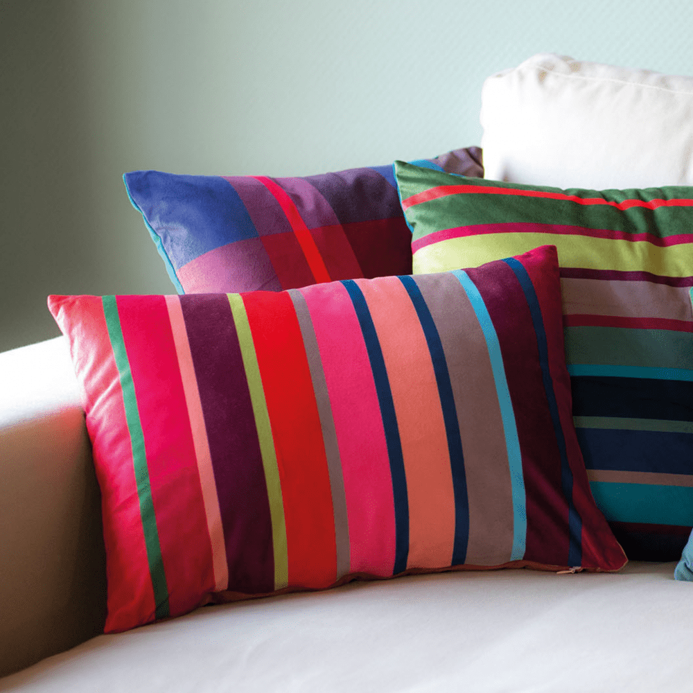 Remember Zaza Velvet-Touch Cushion 35 x 50cm – image 9