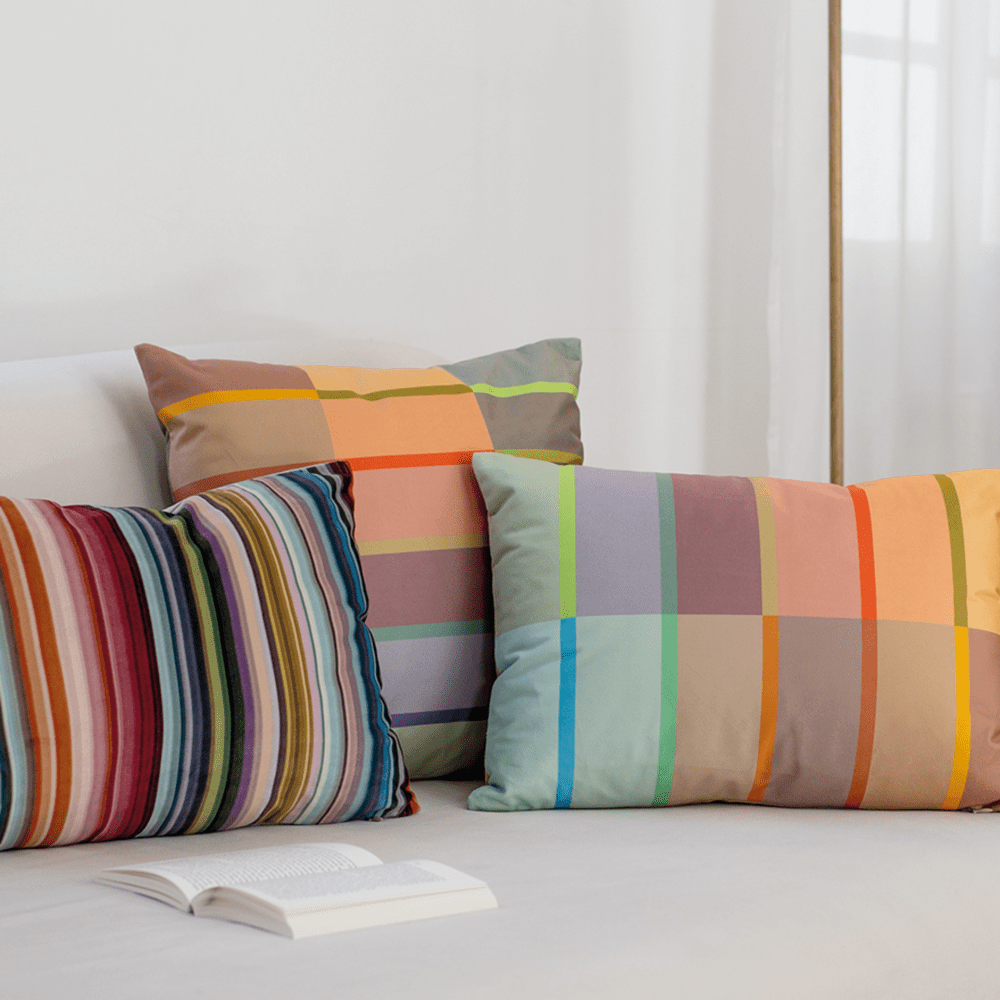 Remember Cambridge Velvet-Touch Cushion 45 x 45cm – image 5