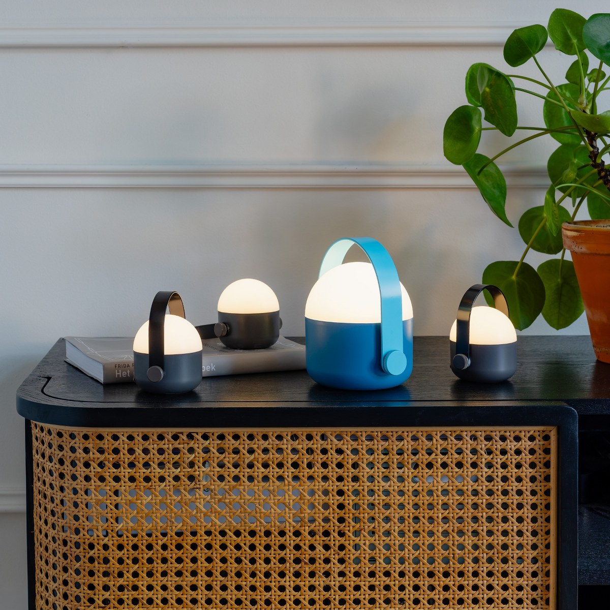 Remember OLE Rechargeable Mini LED Lamps, Set of 3 – Black – image 2
