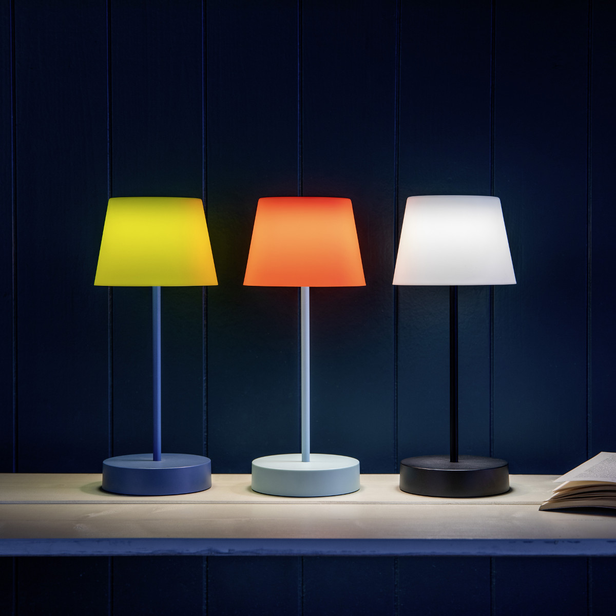 Remember Oscar Rechargeable LED Table Lamp – Midnight – image 3