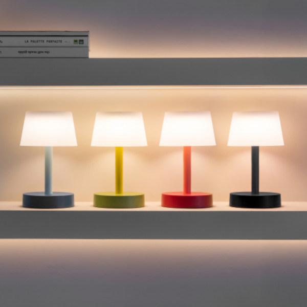 Remember Fritz Small Rechargeable LED Table Lamp – Black – image 5