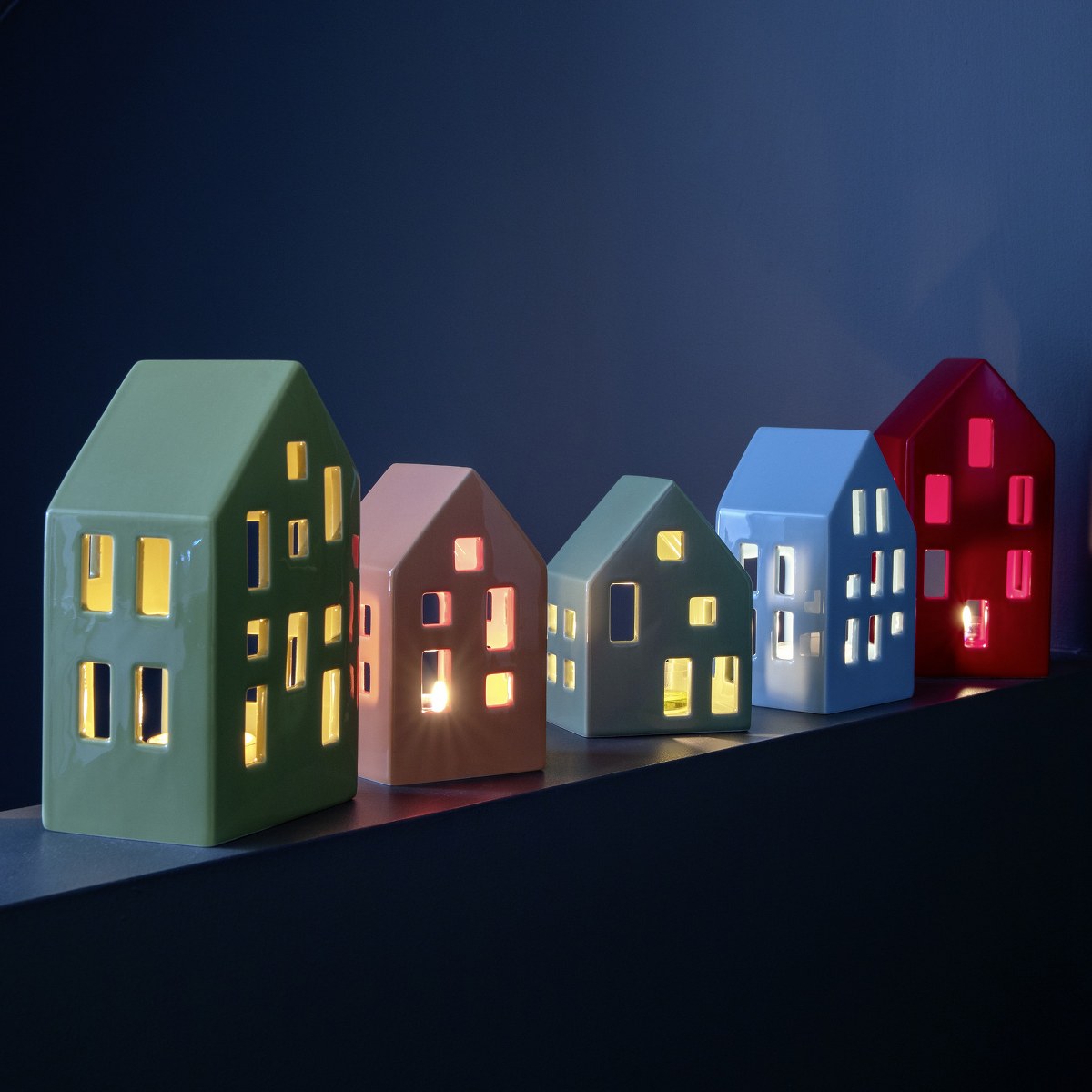 Remember Nyhavn Tealight House – Red – image 3