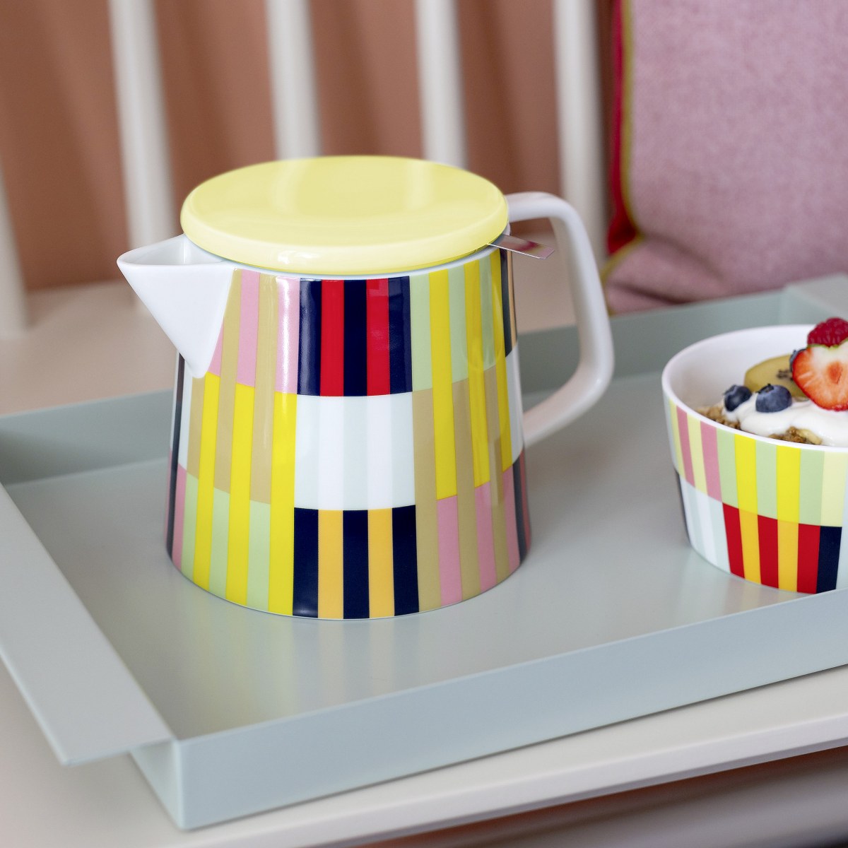Remember Havanna Porcelain Teapot with Steel Filter – image 3