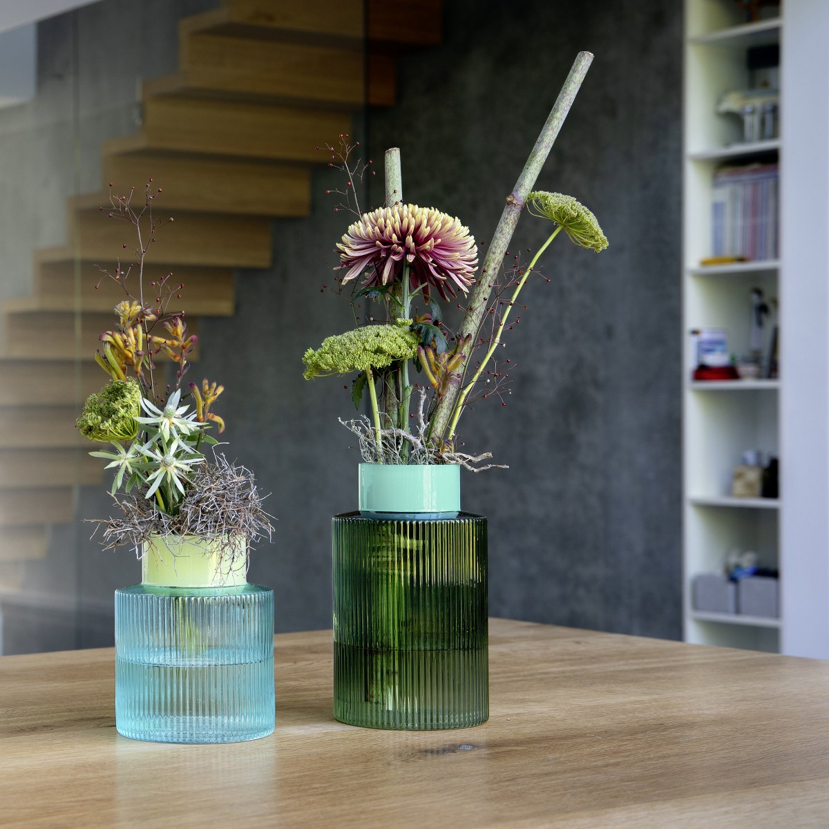 Remember Groove Ribbed Glass Vase – Large, Green & Aqua – image 3
