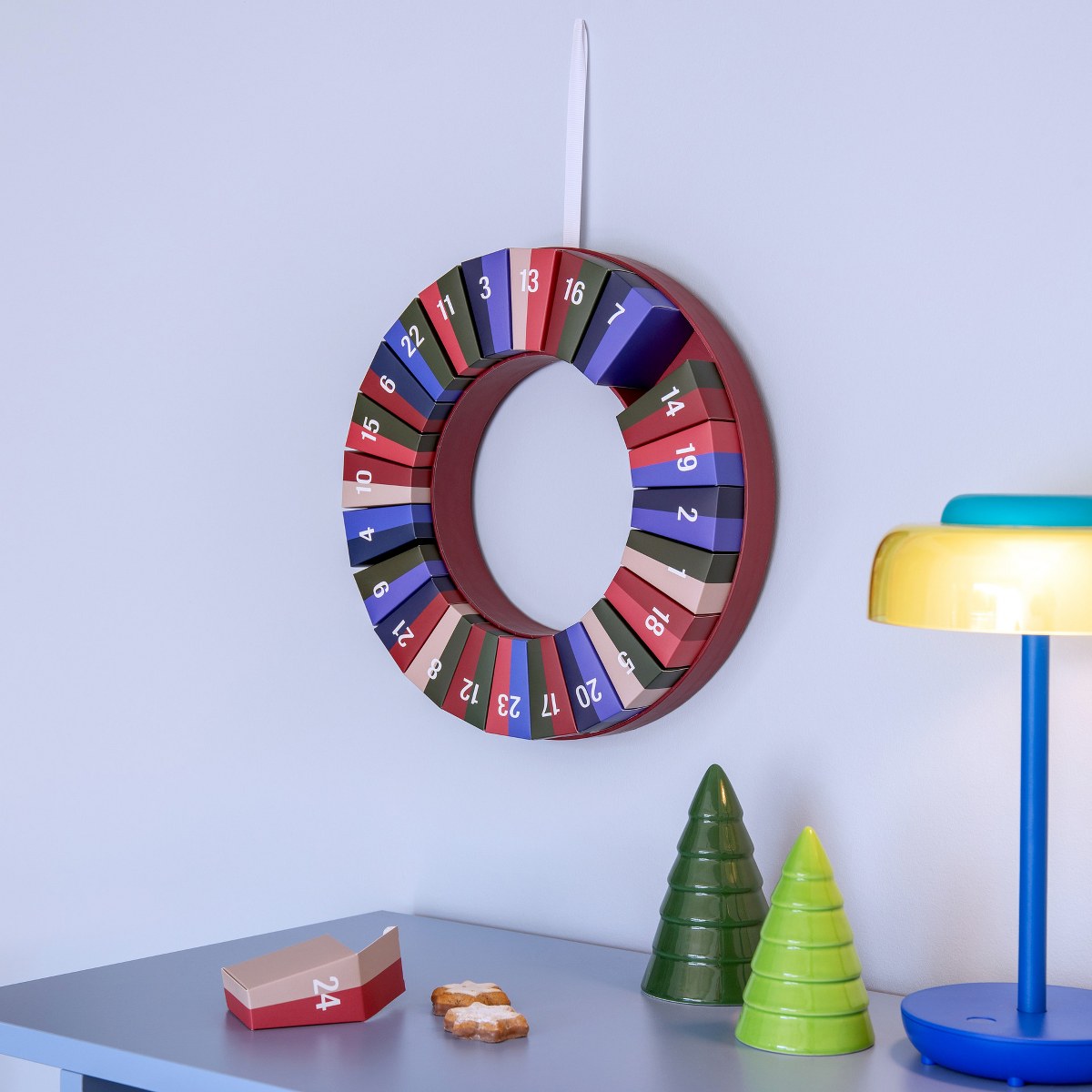 Remember Reusable Advent Wreath with 24 Fillable Boxes – image 3