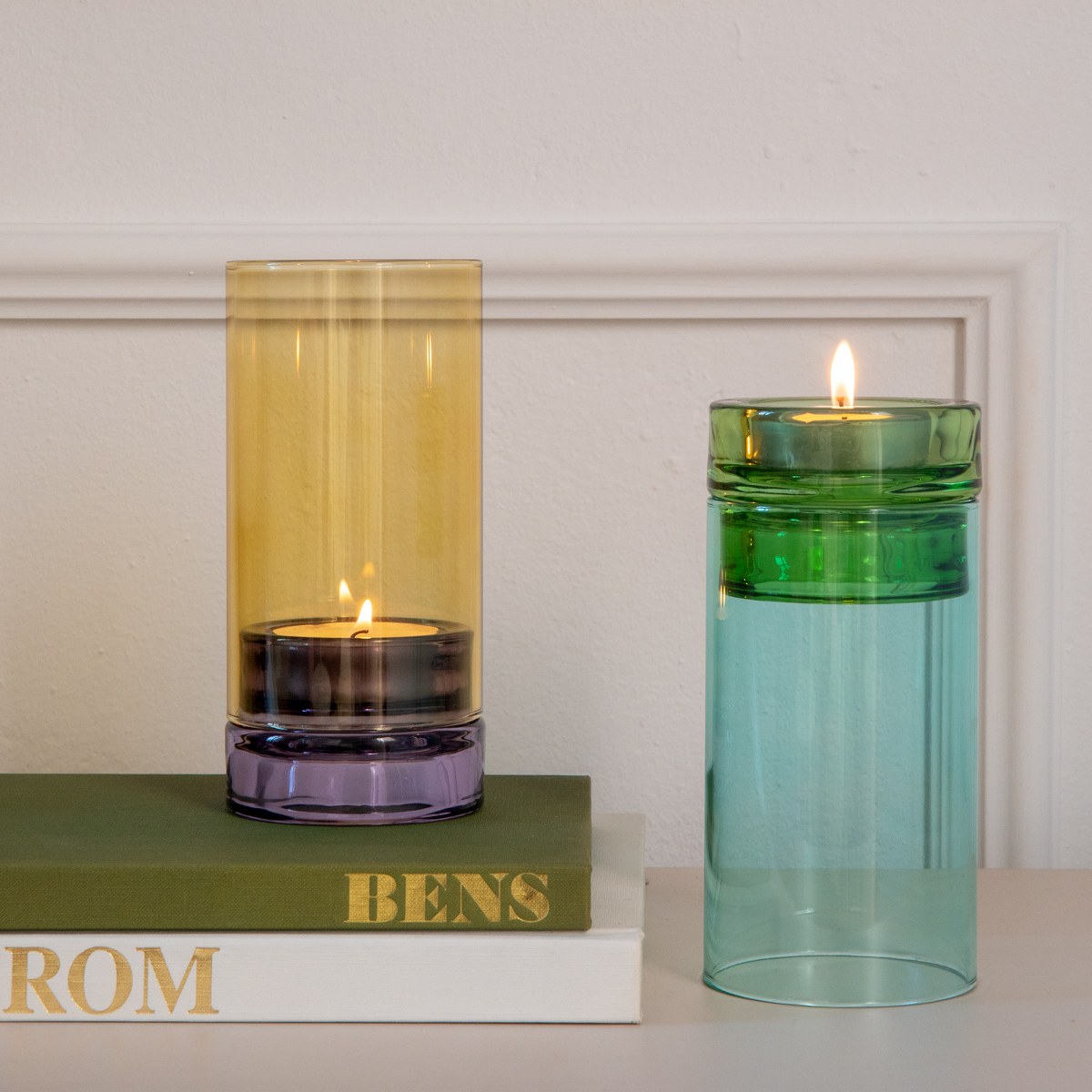 Remember Lys Hand-Blown Glass Tealight Lantern – Lilac – image 2